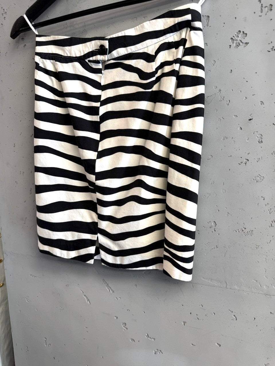 BERLIN VINTAGE CORNER black and white zebra print high waisted midi skirt with a comfortable waistband.