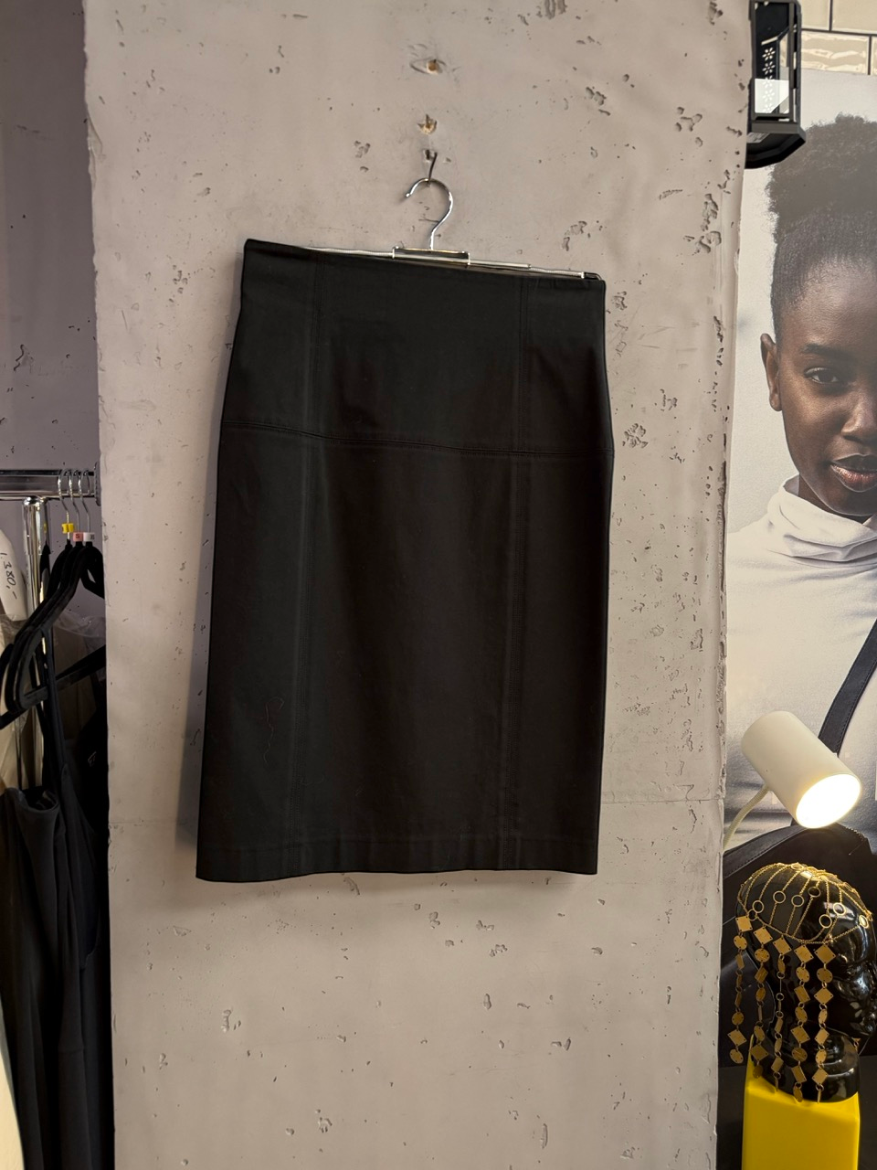 BERLIN VINTAGE CORNER MCM pencil skirt with wide flat waistband