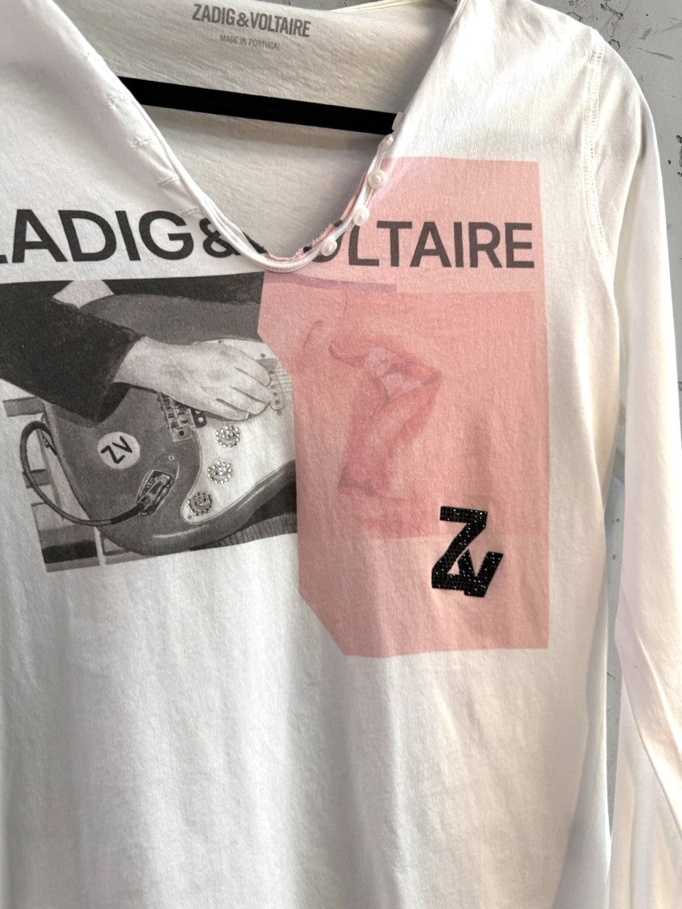 BERLIN VINTAGE CORNER Zadig & Voltaire tee, close up of the print and neckline label